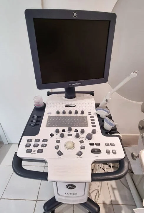 Aparelho para realizar exames de ultrassom